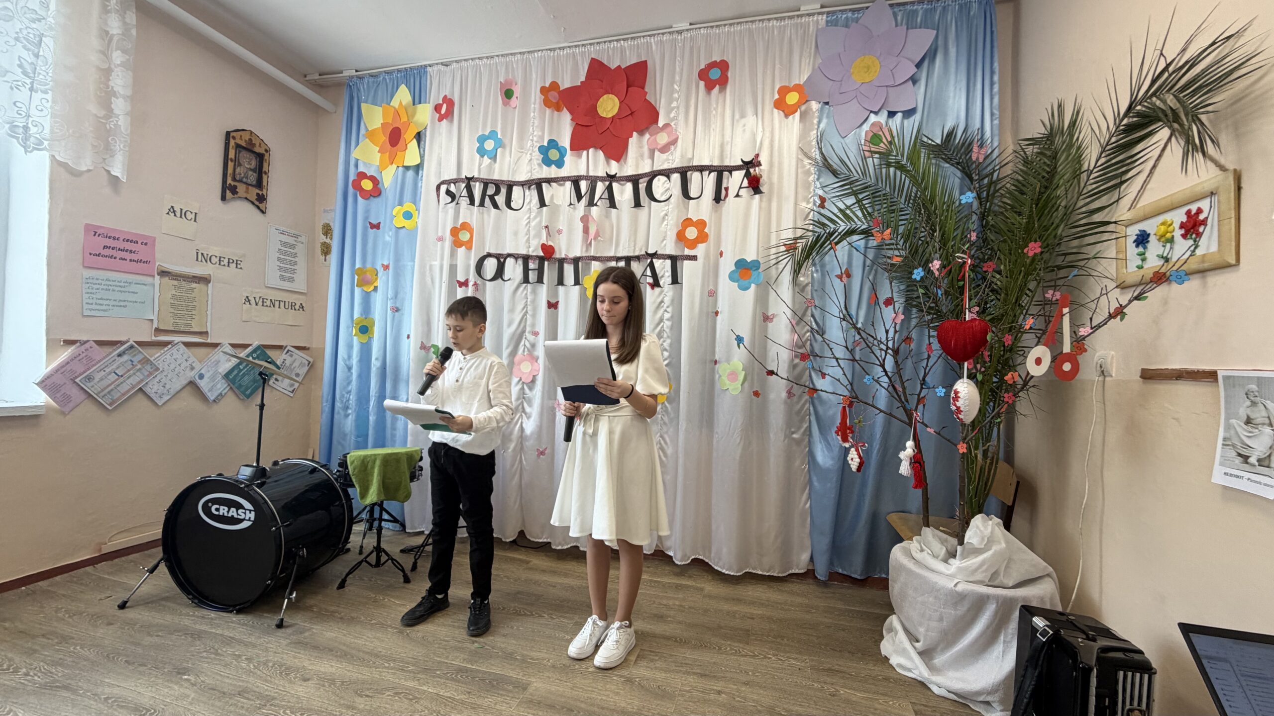 ,,Sărut, măicuță, ochii tăi”